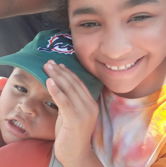 Meet your Posher, Cesar - Picture 1 of 1